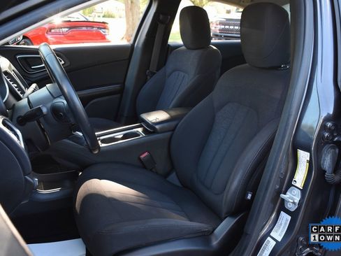 Used 2015 Chrysler 200 Limited w/ Convenience Group image 15