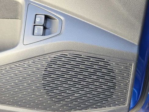 Used 2022 Volkswagen Jetta SE w/ Panoramic Sunroof Package image 30