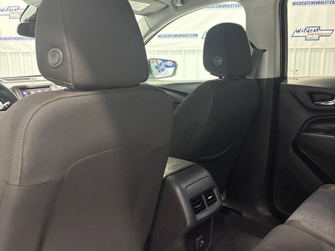 Used 2022 Chevrolet Equinox LT FWD image 28