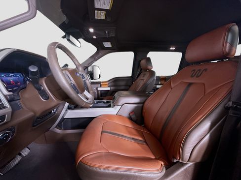 Used 2020 Ford F250 King Ranch w/ King Ranch Ultimate Package AWD/4WD image 22