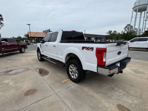 Used 2018 Ford F250 Lariat w/ Chrome Package AWD/4WD image 8