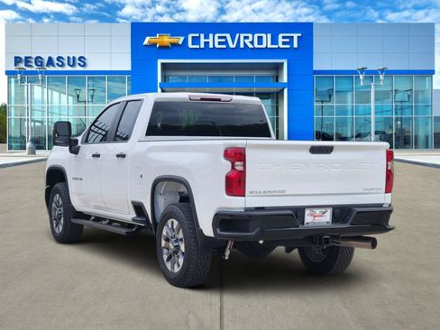 New 2026 Chevrolet Silverado 2500 Custom w/ Custom Value Package AWD/4WD image 5