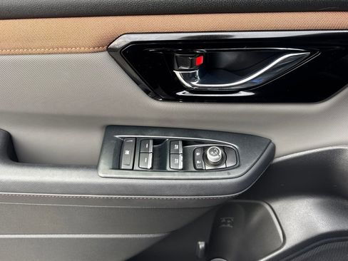 Certified 2025 Subaru Forester Sport image 13