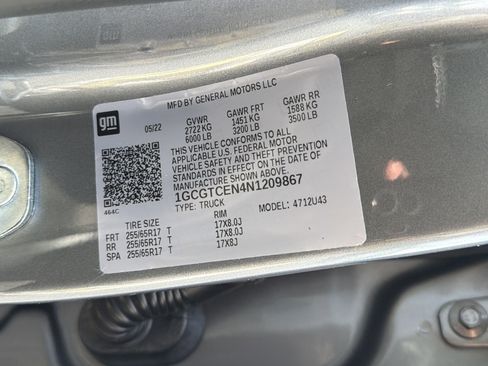 Used 2022 Chevrolet Colorado LT AWD/4WD image 30