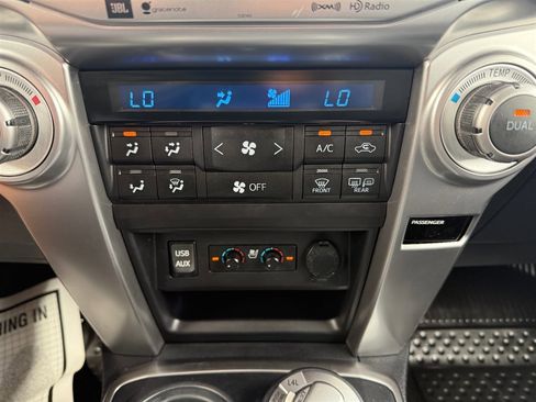 Used 2016 Toyota 4Runner 4WD image 22