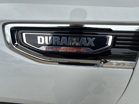 Certified 2023 GMC Sierra 1500 SLT w/ SLT Convenience Package image 32