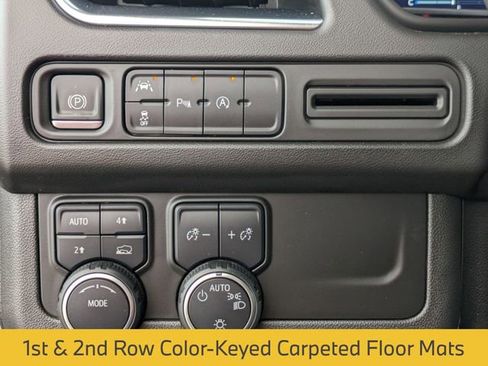 Used 2023 Chevrolet Suburban LT image 25