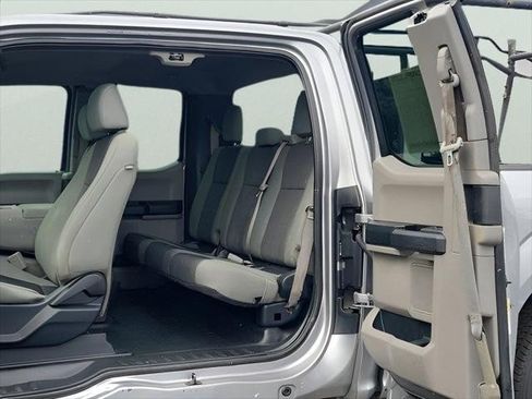 Used 2020 Ford F150 XL w/ Equipment Group 101A Mid RWD image 23