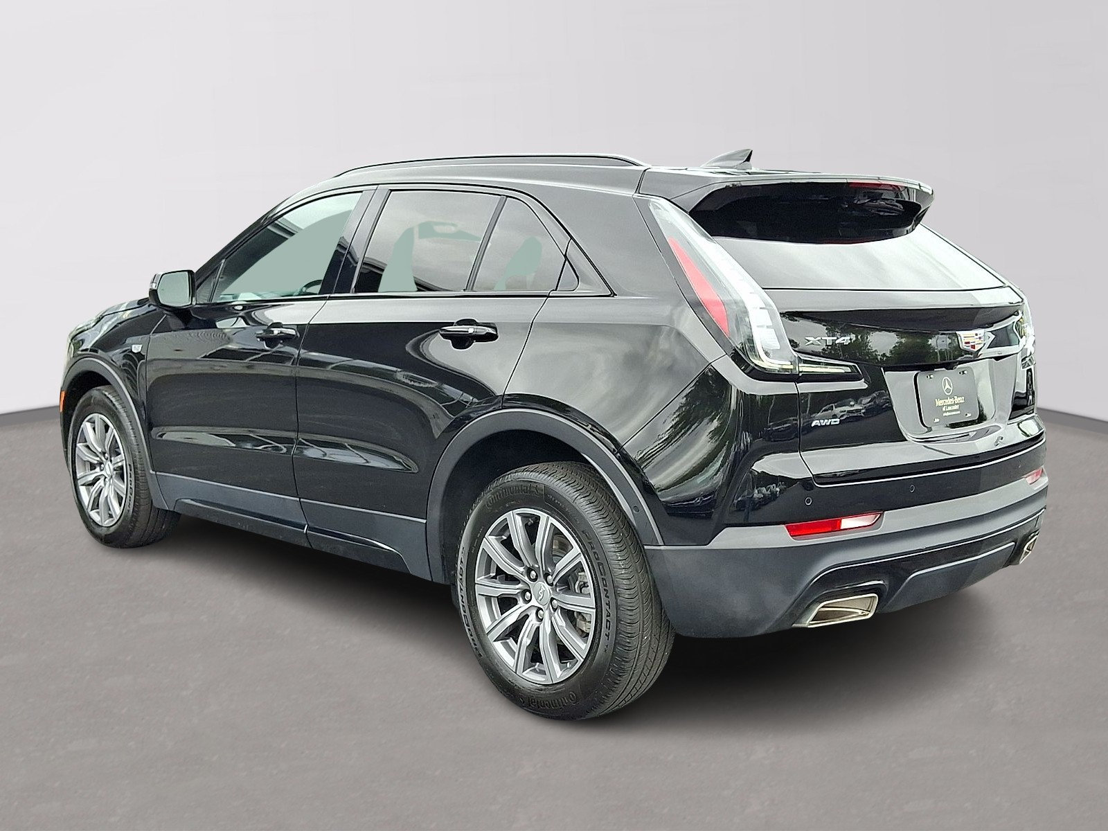 Used 2022 Cadillac XT4 Sport w/ Comfort Package AWD/4WD image 6