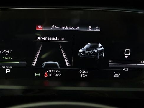 Used 2024 Audi Q8 e-tron Premium Plus w/ Premium Plus Package AWD/4WD image 18