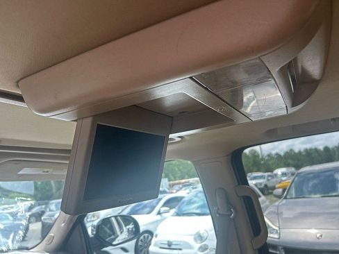 Used 2012 Chevrolet Tahoe LTZ image 22