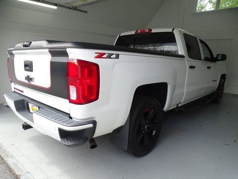 Used 2018 Chevrolet Silverado 1500 LTZ Z71 w/ Redline Edition AWD/4WD image 22