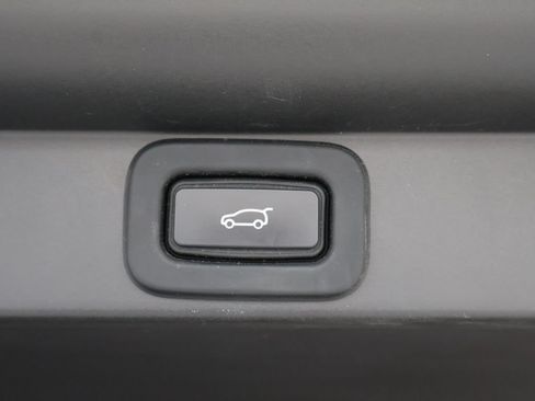 Used 2023 Land Rover Range Rover Long Wheelbase Autobiography AWD/4WD image 19