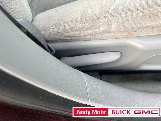 Used 2006 Buick LaCrosse CX FWD image 35