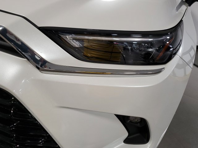 Used 2025 Toyota Grand Highlander AWD image 30