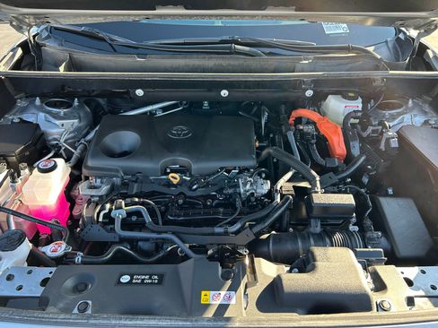 Certified 2025 Toyota RAV4 XLE image 29