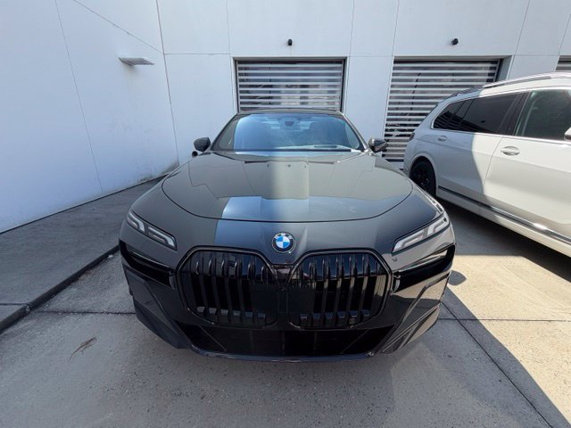 Used 2026 BMW 740i xDrive AWD/4WD image 3