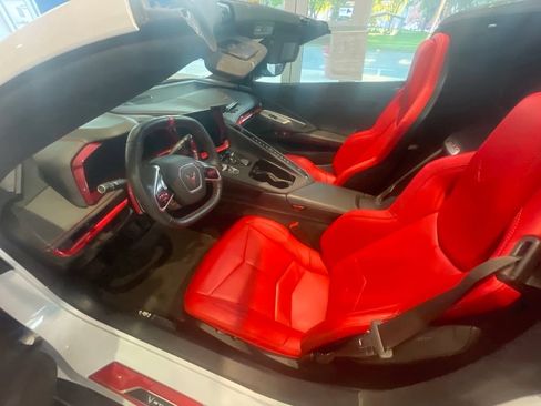 Used 2022 Chevrolet Corvette Stingray Coupe w/ Z51 Performance Package RWD image 30