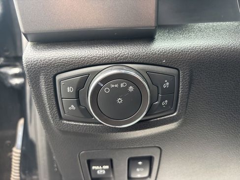 Used 2018 Ford F150 XLT w/ Equipment Group 302A Luxury image 15