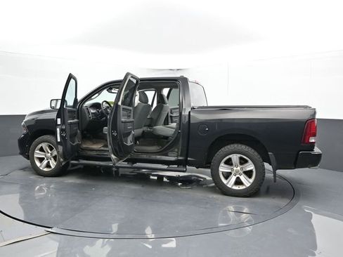 Used 2015 RAM 1500 Express AWD/4WD image 34