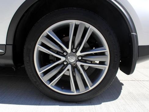 Used 2016 INFINITI QX50 AWD w/ Premium Plus Package image 34