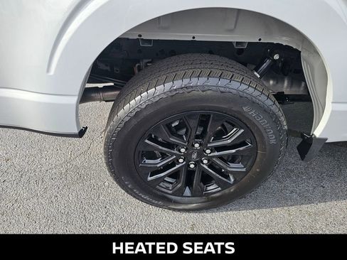 Used 2024 Ford F150 Lariat image 11