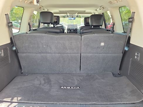 Used 2021 Nissan Armada Platinum w/ Captain's Chairs Package RWD image 9