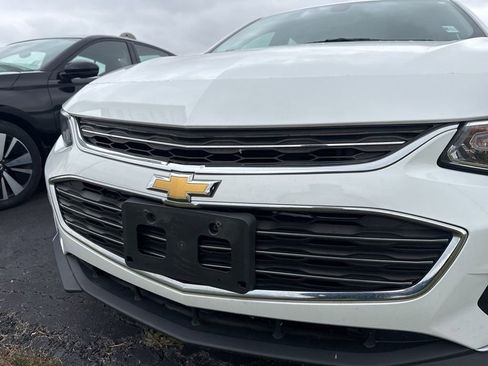 Used 2017 Chevrolet Malibu LT image 48