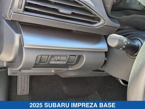 Certified 2025 Subaru Impreza 2.0i image 27