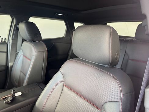 Used 2023 Chevrolet Blazer RS w/ Driver Confidence II Package FWD image 10