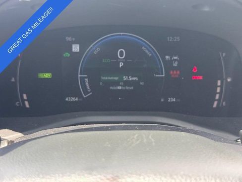 Used 2025 Toyota Camry SE FWD image 20
