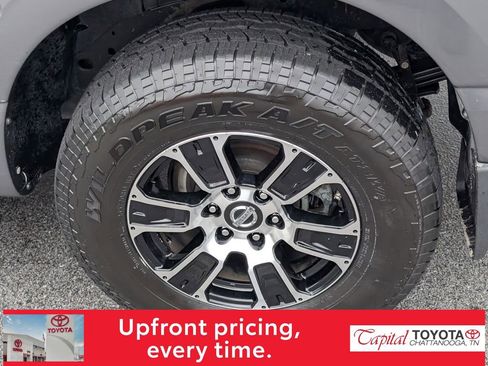 Used 2021 Nissan Titan SV w/ SV Convenience Package AWD/4WD image 9