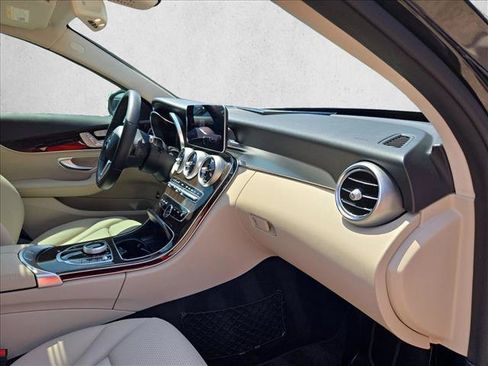 Used 2020 Mercedes-Benz C 300 Sedan image 19