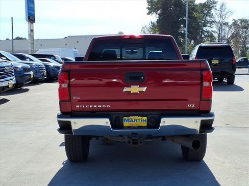 Used 2019 Chevrolet Silverado 3500 LTZ w/ Duramax Plus Package image 6