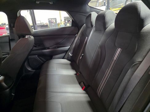 Certified 2025 Hyundai Elantra Sport image 14