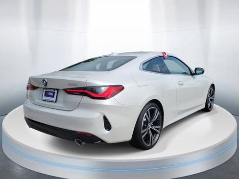 Used 2024 BMW 430i Coupe w/ Convenience Package RWD image 4