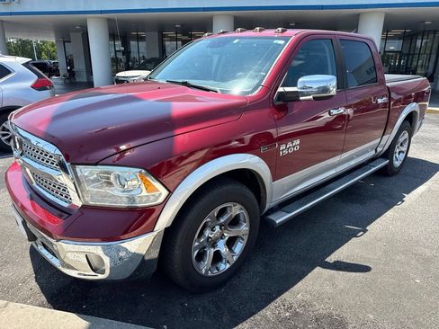 Used 2015 RAM 1500 Laramie RWD image 3