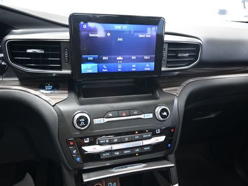 Used 2020 Ford Explorer Limited w/ Class III Trailer Tow Package AWD/4WD image 16