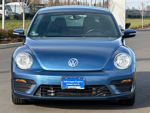 Used 2019 Volkswagen Beetle 2.0T S image 8