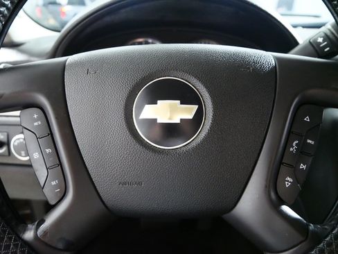 Used 2009 Chevrolet Avalanche LS w/ Convenience Package #1 AWD/4WD image 25