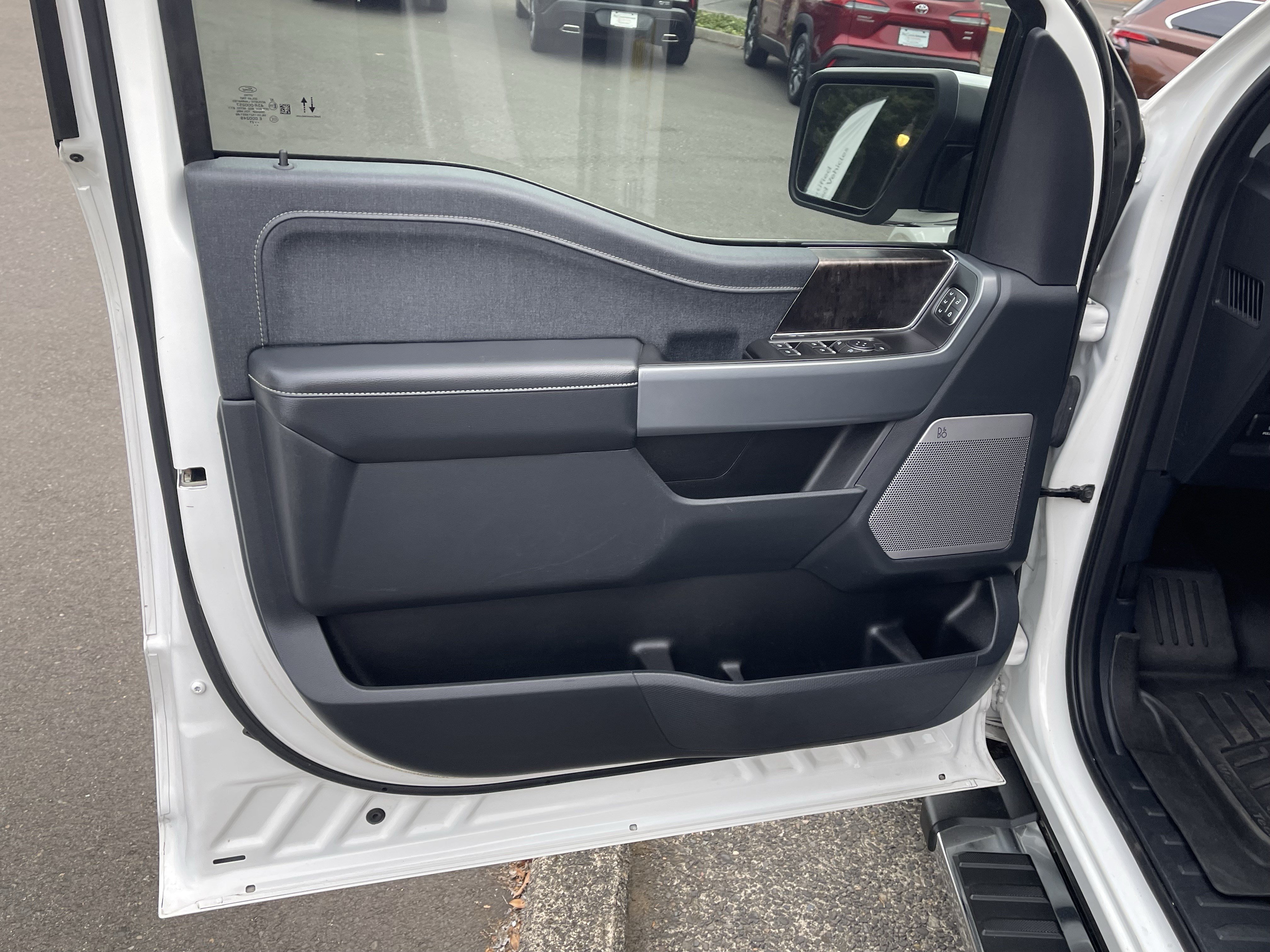 Used 2021 Ford F150 Lariat RWD image 16