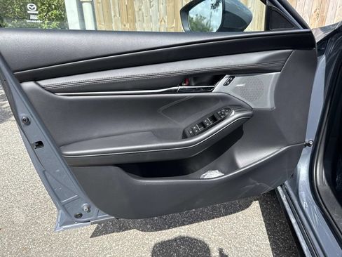 New 2026 MAZDA MAZDA3 2.5 S Hatchback w/ Premium Pkg FWD image 24