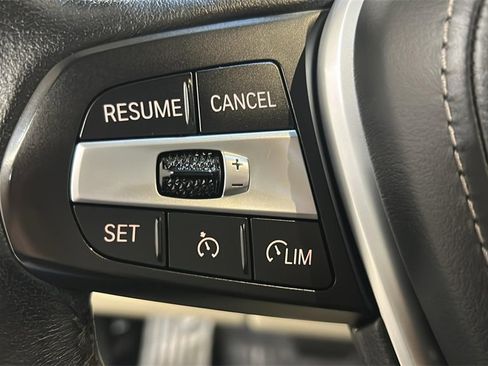 Used 2022 BMW X5 xDrive40i w/ Premium Package image 24