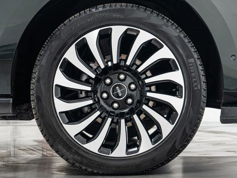 Used 2022 Lincoln Navigator Black Label image 50