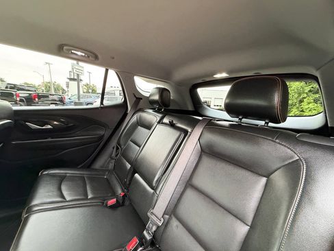 Used 2022 GMC Terrain AT4 AWD/4WD image 21