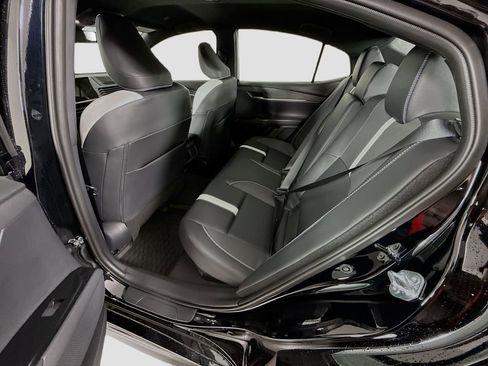 Certified 2026 Toyota Camry SE w/ Convenience Package FWD image 17