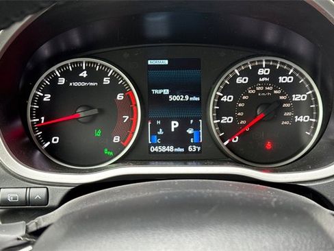 Used 2024 Mitsubishi Eclipse Cross SE image 37