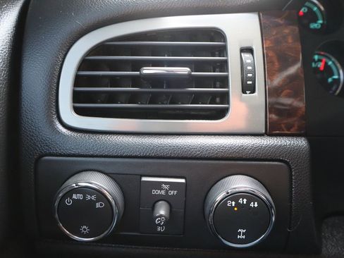 Used 2014 GMC Sierra 2500 Denali image 29