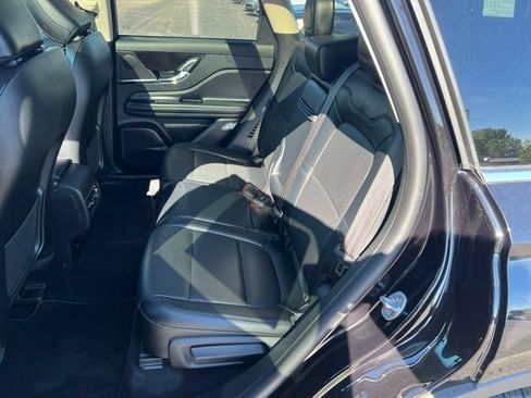 Used 2024 Lincoln Corsair FWD w/ Equipment Group 101A image 30