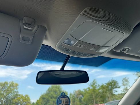 Used 2018 Ford Edge SEL w/ Equipment Group 201A FWD image 34